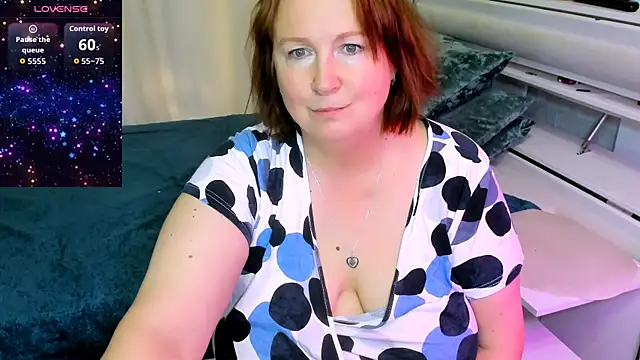 Snapshot of WifeyXRated chatting on 07/07/26, 08:29 WifeyXRated online show from 07/07/26, 08:29