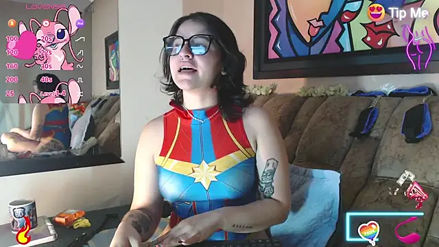 Snapshot of miss_tatta chatting on 10/10/25, 05:50 miss tatta online show from 10/10/25, 05:50