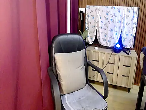 Snapshot of aikatrans_asianxx chatting on 03/24/26, 08:03 aikatrans asianxx online show from 03/24/26, 08:03