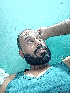 Snapshot of amitkumarkangra chatting on 11/01/25, 09:00 amitkumarkangra online show from 11/01/25, 09:00