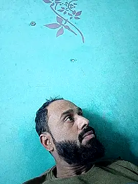 Snapshot of amitkumarkangra chatting on 11/14/25, 02:05 amitkumarkangra online show from 11/14/25, 02:05