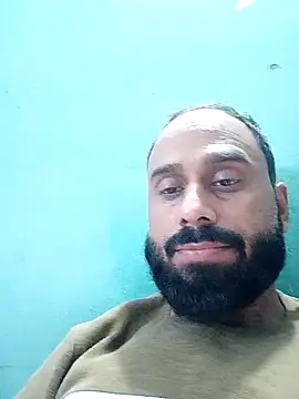 Snapshot of amitkumarkangra chatting on 11/16/25, 04:29 amitkumarkangra online show from 11/16/25, 04:29