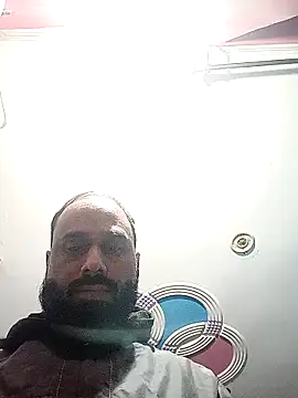 Snapshot of amitkumarkangra chatting on 11/18/25, 01:11 amitkumarkangra online show from 11/18/25, 01:11