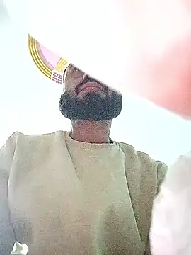 Snapshot of amitkumarkangra chatting on 11/18/25, 03:27 amitkumarkangra online show from 11/18/25, 03:27