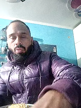 Snapshot of amitkumarkangra chatting on 11/30/25, 01:53 amitkumarkangra online show from 11/30/25, 01:53