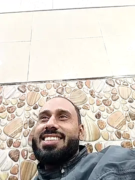 Snapshot of amitkumarkangra chatting on 12/14/25, 03:06 amitkumarkangra online show from 12/14/25, 03:06