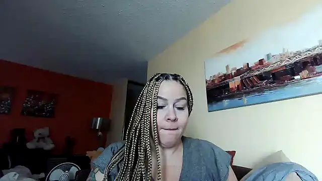 Snapshot of number1slut chatting on 12/03/24, 02:27 number1slut online show from 12/03/24, 02:27