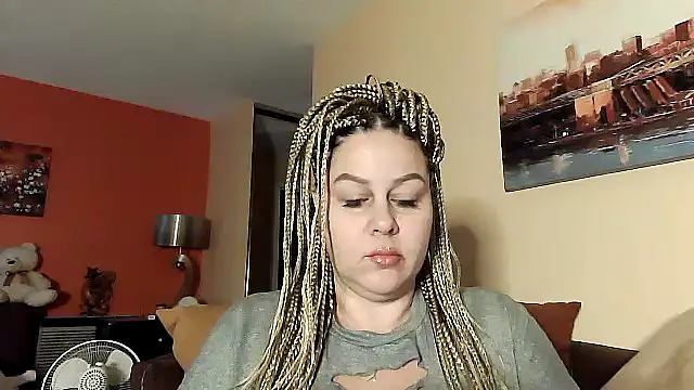 Snapshot of number1slut chatting on 12/03/24, 09:45 number1slut online show from 12/03/24, 09:45