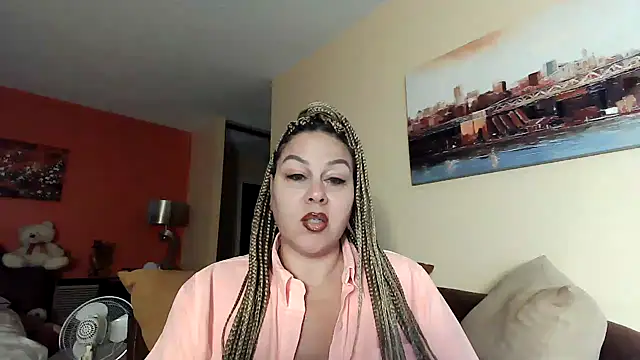 Snapshot of number1slut chatting on 12/16/24, 08:48 number1slut online show from 12/16/24, 08:48