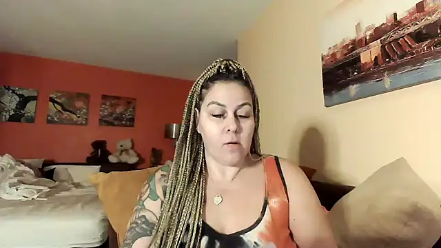 Snapshot of number1slut chatting on 12/28/24, 11:48 number1slut online show from 12/28/24, 11:48