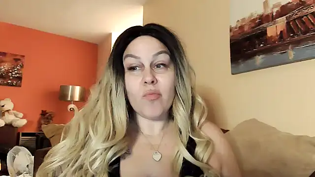 Snapshot of number1slut chatting on 01/14/25, 02:08 number1slut online show from 01/14/25, 02:08