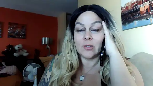 Snapshot of number1slut chatting on 01/14/25, 08:37 number1slut online show from 01/14/25, 08:37