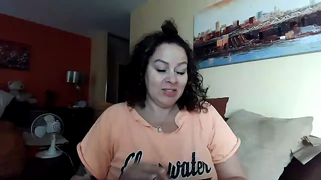 Snapshot of number1slut chatting on 02/12/25, 04:00 number1slut online show from 02/12/25, 04:00