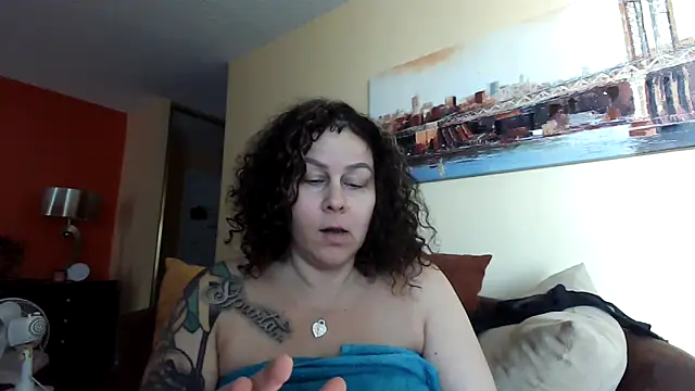 Snapshot of number1slut chatting on 03/14/25, 06:39 number1slut online show from 03/14/25, 06:39