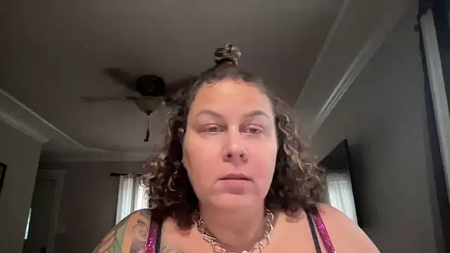 Snapshot of number1slut chatting on 10/21/25, 07:58 number1slut online show from 10/21/25, 07:58