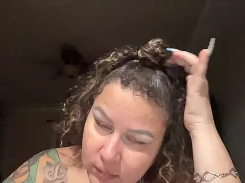 Snapshot of number1slut chatting on 10/22/25, 11:54 number1slut online show from 10/22/25, 11:54