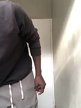 cuminsidebby online show from 10/31/25, 05:08