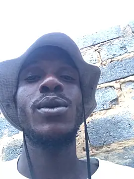 Snapshot of cuminsidebby chatting on 02/14/26, 04:48 cuminsidebby online show from 02/14/26, 04:48