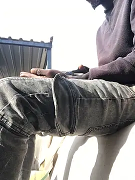 Snapshot of cuminsidebby chatting on 04/15/26, 06:20 cuminsidebby online show from 04/15/26, 06:20