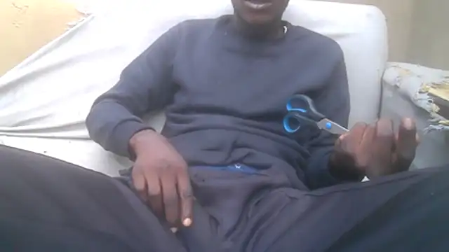 Snapshot of cuminsidebby chatting on 04/20/26, 10:18 cuminsidebby online show from 04/20/26, 10:18