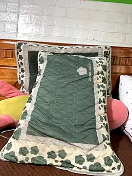 Old girl online show from 10/14/25, 04:35