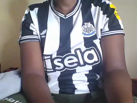 Snapshot of Nodia32 chatting on 04/21/26, 02:23 Nodia32 online show from 04/21/26, 02:23