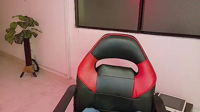 Hell Girll  online show from 10/05/25, 03:49