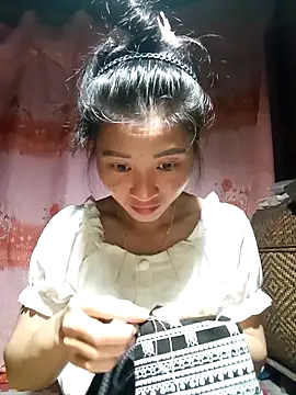 Phuongphuongg online show from 09/27/25, 02:11