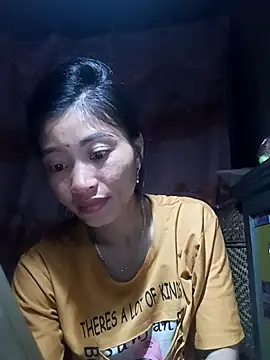 Phuongphuongg online show from 10/08/25, 03:09