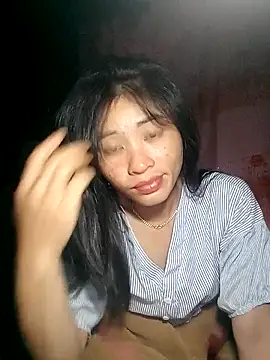 Phuongphuongg online show from 11/15/25, 01:40