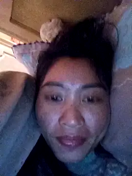 Phuongphuongg online show from 11/28/25, 04:04