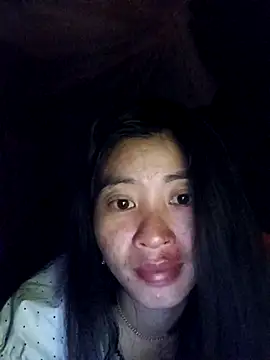 Phuongphuongg online show from 12/15/25, 02:21