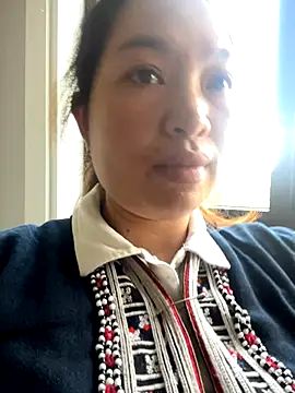 Nhung584 online show from 09/17/25, 05:20