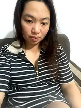 Nhung584 online show from 11/01/25, 01:35