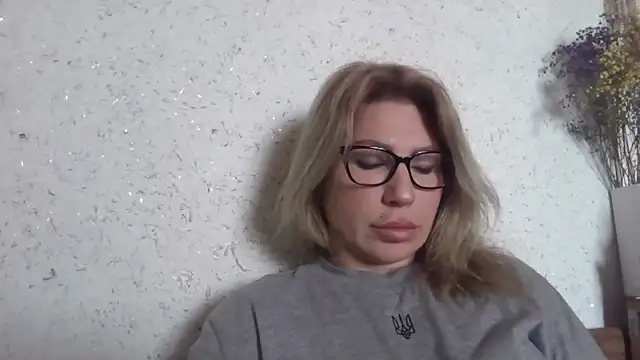 fox red lady7 online show from 03/07/26, 07:16