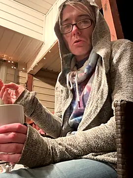 Snapshot of bb_empress chatting on 11/11/25, 02:55 bb empress online show from 11/11/25, 02:55