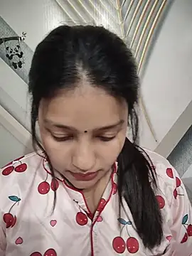 Snapshot of Dipali143143 chatting on 06/26/26, 10:19 Dipali143143 online show from 06/26/26, 10:19
