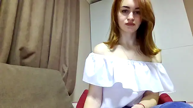 Requellia online show from 10/31/25, 09:49