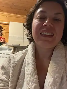 Kiravix online show from 11/03/25, 07:59