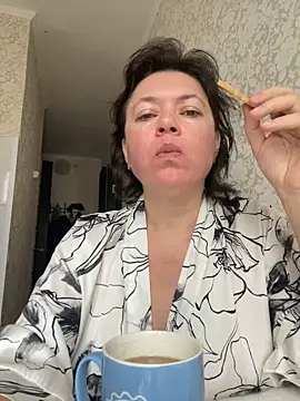 Kiravix online show from 11/06/25, 06:47