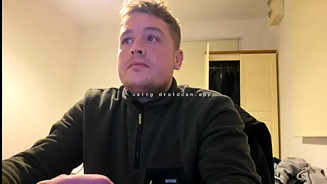 giovanotto47 online show from 10/22/25, 07:13