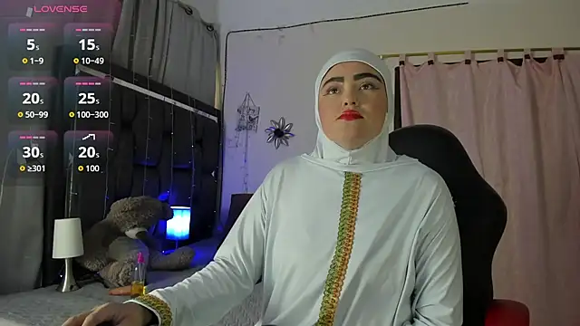 Snapshot of MarianFadel chatting on 09/20/25, 12:39 MarianFadel online show from 09/20/25, 12:39