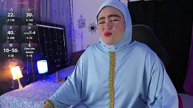 Snapshot of MarianFadel chatting on 10/25/25, 12:34 MarianFadel online show from 10/25/25, 12:34