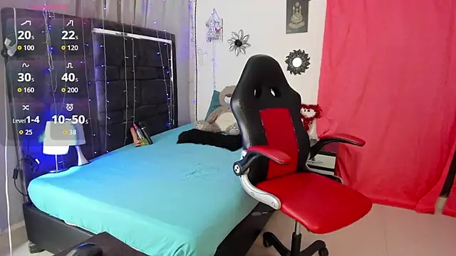 Snapshot of MarianFadel chatting on 10/28/25, 12:19 MarianFadel online show from 10/28/25, 12:19