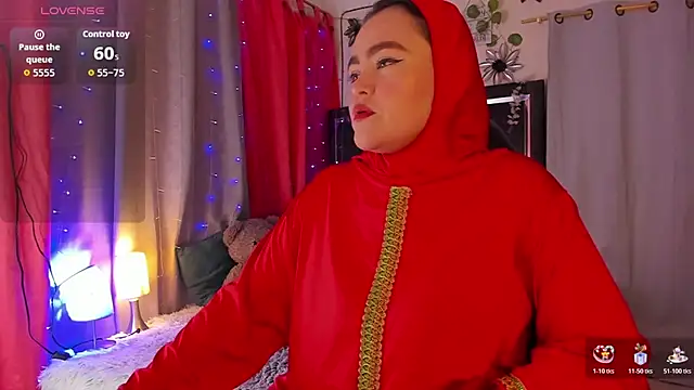 Snapshot of MarianFadel chatting on 12/16/25, 12:21 MarianFadel online show from 12/16/25, 12:21