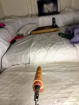 Snapshot of Ozge-SluttyScream69 chatting on 12/01/25, 11:10 Ozge-SluttyScream69 online show from 12/01/25, 11:10