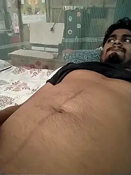 Snapshot of Rohit4500 chatting on 10/30/25, 03:08 Rohit4500 online show from 10/30/25, 03:08