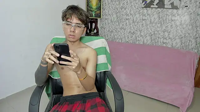 maxxis eli online show from 10/09/25, 04:10