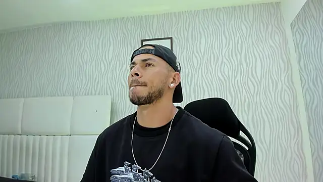 dylan jacobx online show from 12/17/25, 02:28