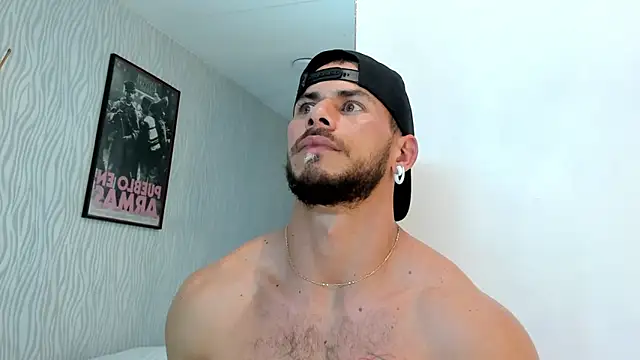 Snapshot of dylan_jacobx chatting on 04/25/26, 07:55 dylan jacobx online show from 04/25/26, 07:55